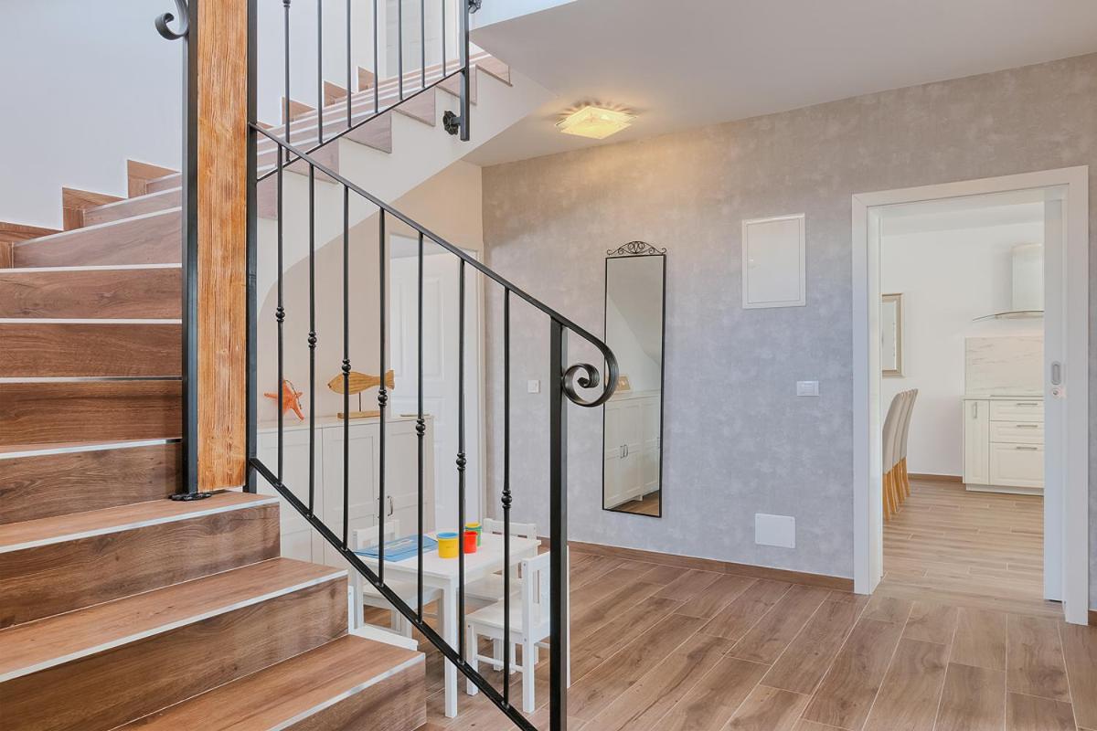 Mokka - Perfekt Ausgestattete In Hervorragender Lage Villa Pula